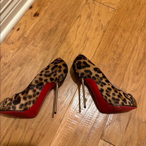 Christian Louboutin Lepard heels - Picture 5 of 5
